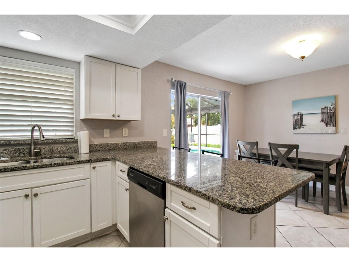 7036 13th Street E Sarasota FL 34243 A4660410 image22