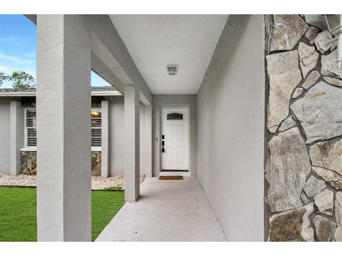 7036 13th Street E Sarasota FL 34243 A4660410 image3