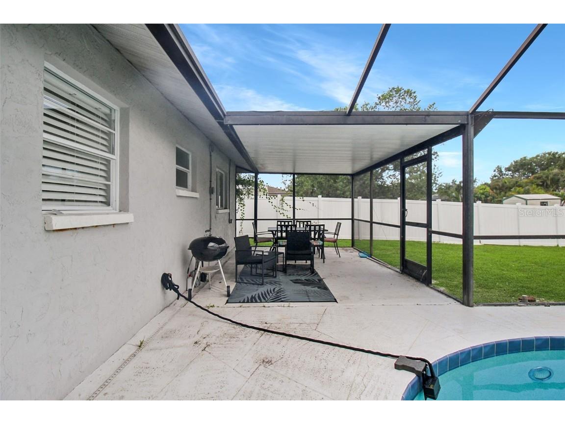 7036 13th Street E Sarasota FL 34243 A4660410 image32