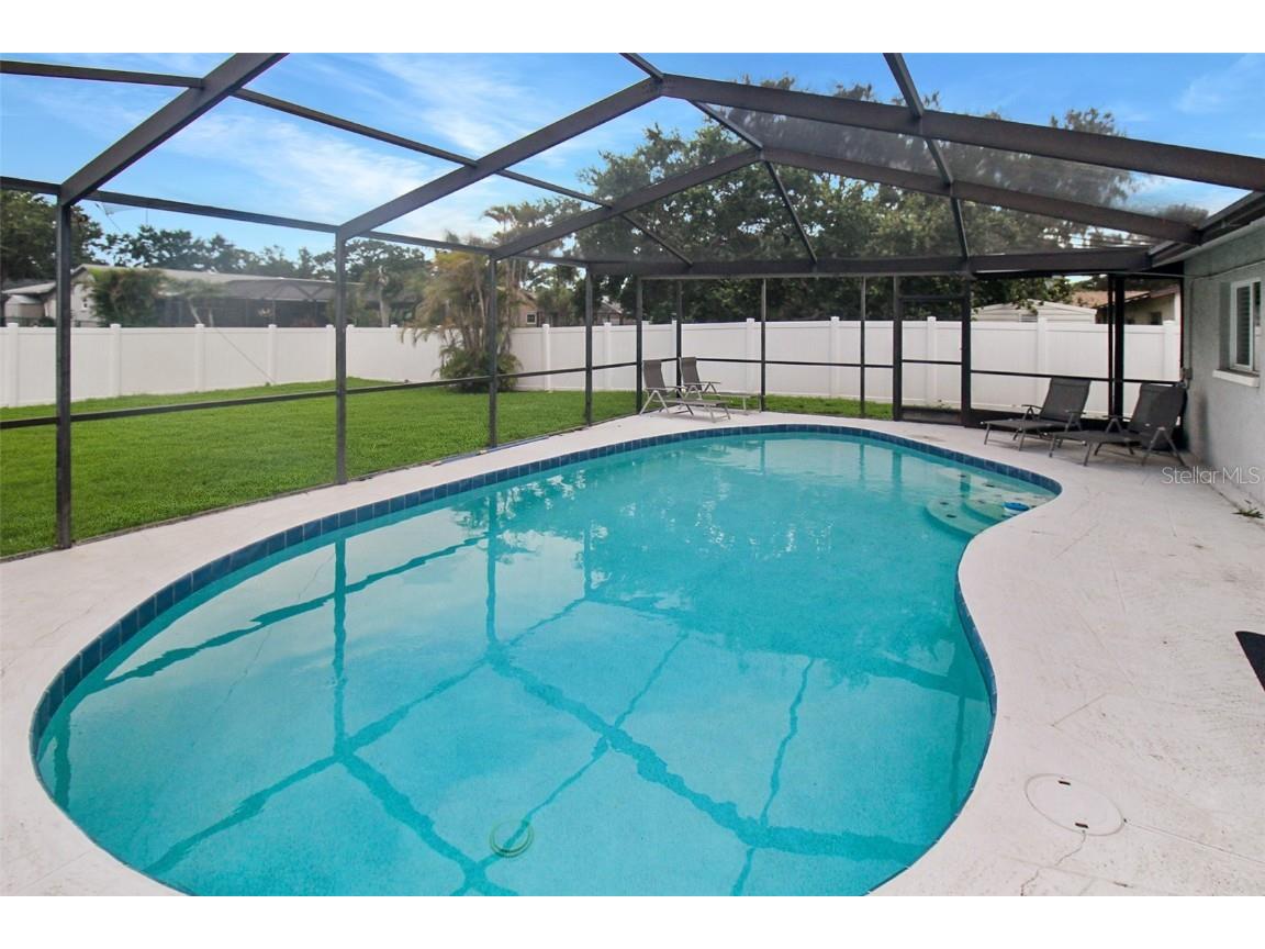 7036 13th Street E Sarasota FL 34243 A4660410 image33