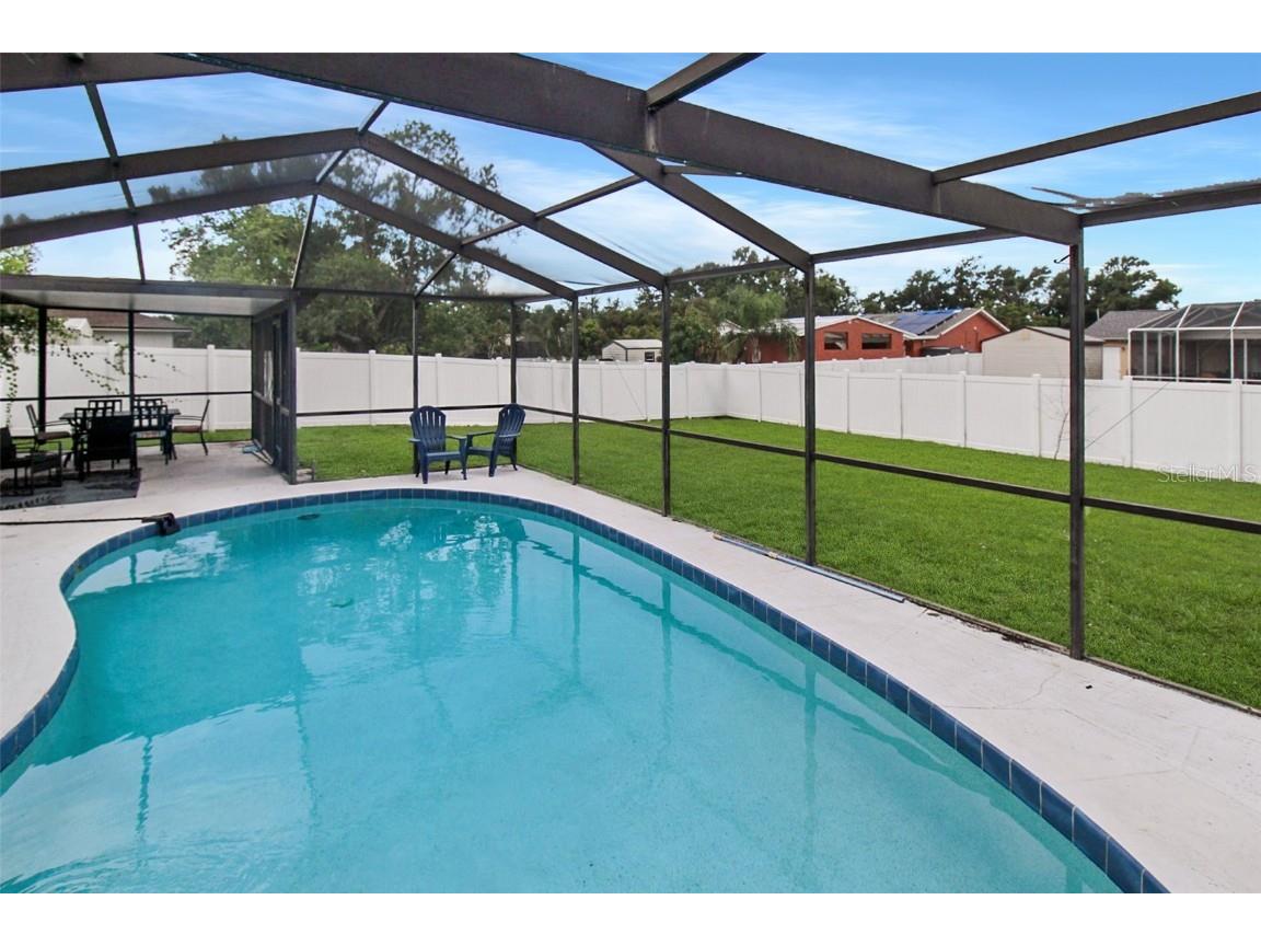 7036 13th Street E Sarasota FL 34243 A4660410 image36