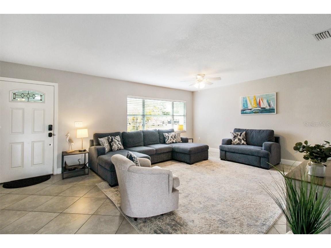 7036 13th Street E Sarasota FL 34243 A4660410 image6