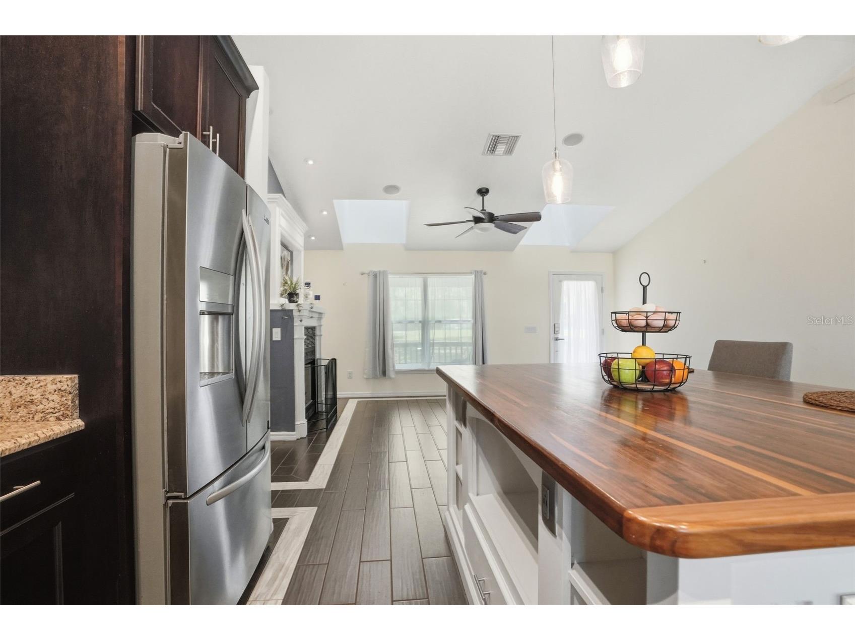 7037 Cr 625 Bushnell FL 33513 W7885046 image28