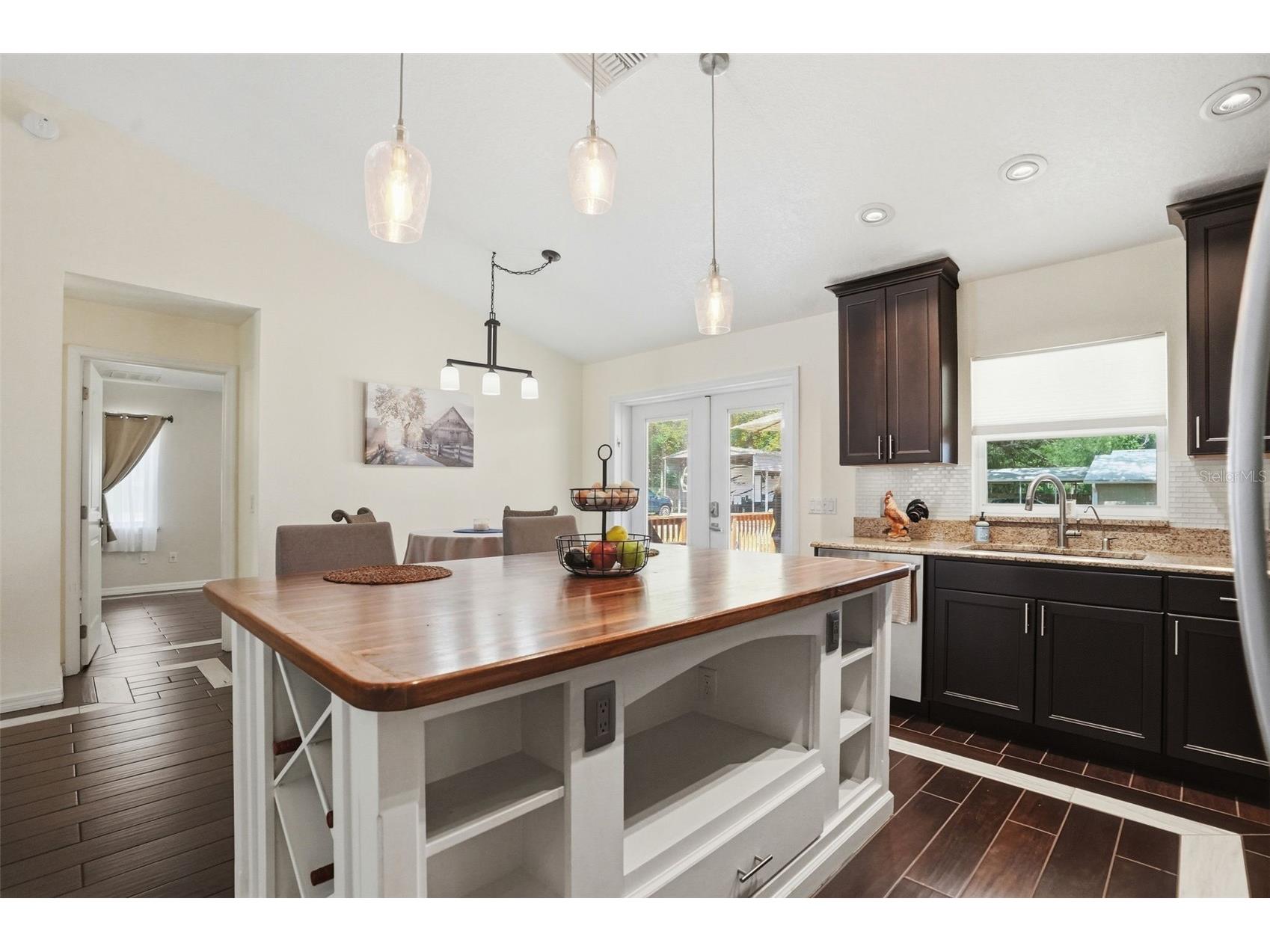 7037 Cr 625 Bushnell FL 33513 W7885046 image30