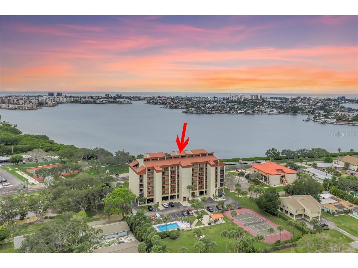 7037 Sunset Drive S #601 South Pasadena FL 33707 TB8437722 image1