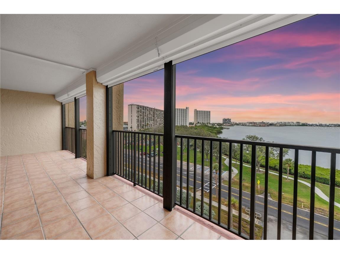 7037 Sunset Drive S #601 South Pasadena FL 33707 TB8437722 image2