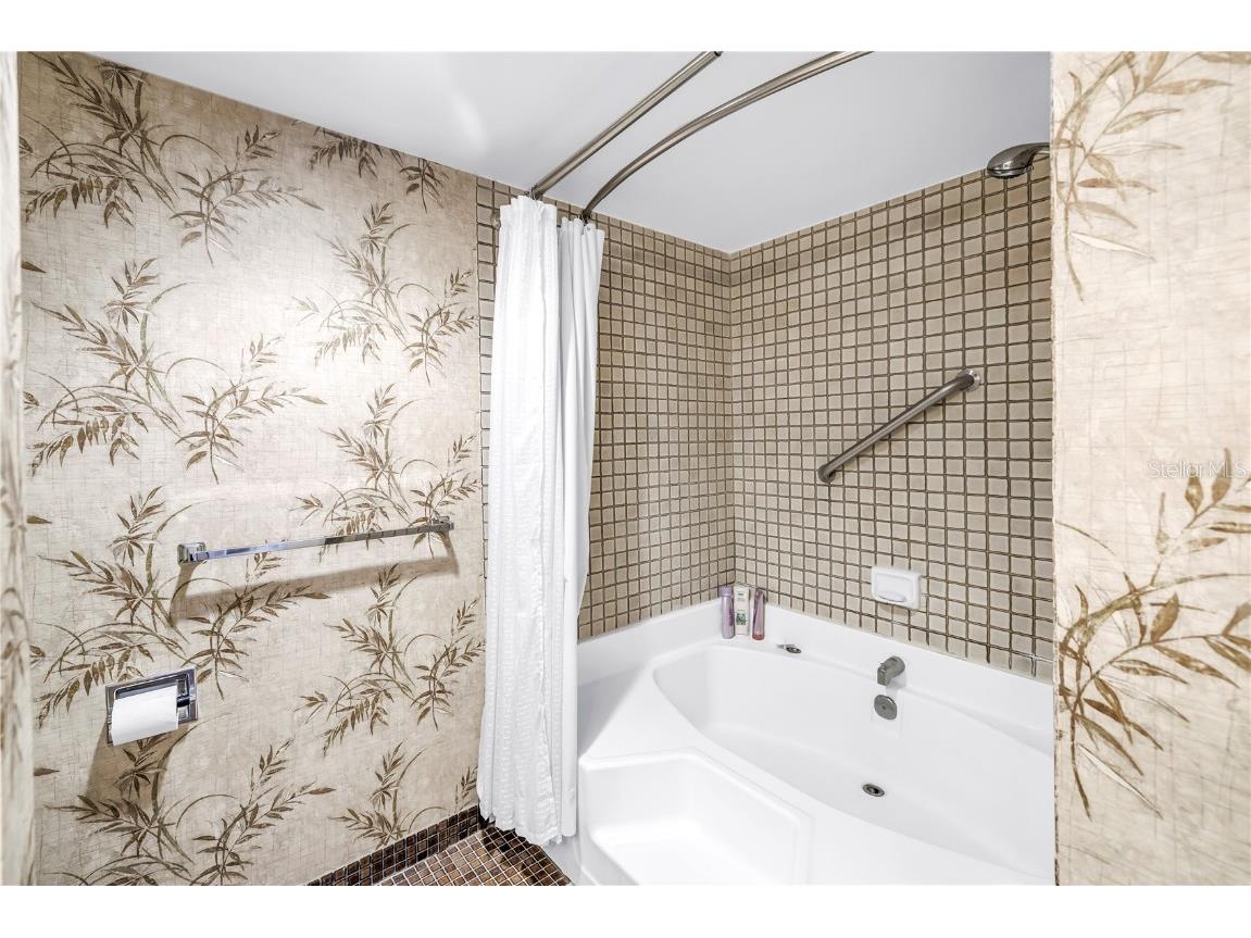 7037 Sunset Drive S #601 South Pasadena FL 33707 TB8437722 image31