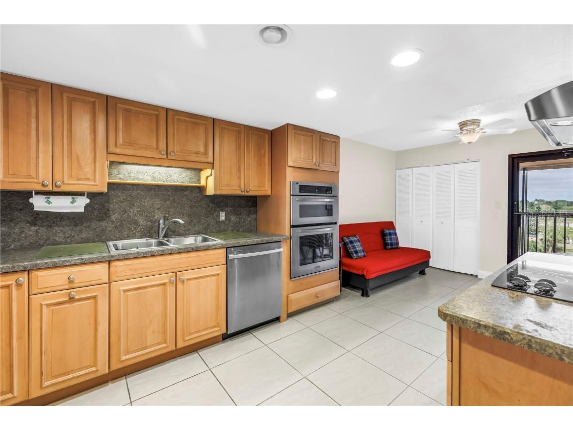 7037 Sunset Drive S #601 South Pasadena FL 33707 TB8437722 image9