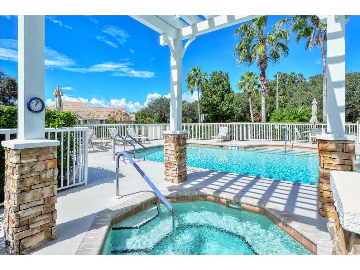 7038 Woodmore Terrace Lakewood Ranch FL 34202 A4670528 image45