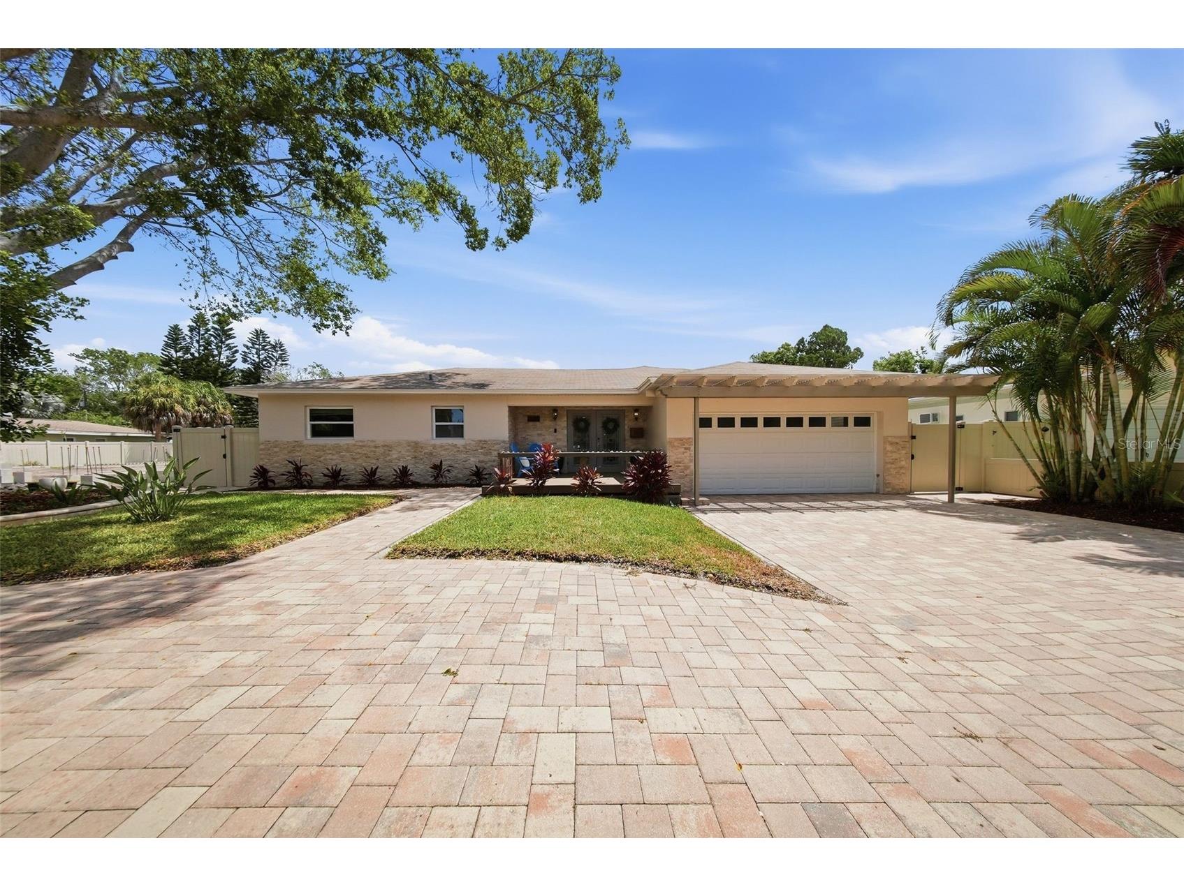 7039 Hibiscus Avenue S South Pasadena FL 33707 TB8520582 image1