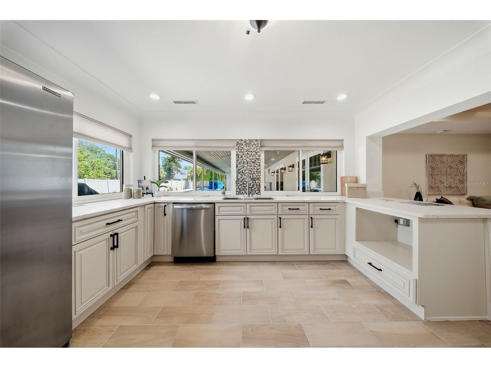 7039 Hibiscus Avenue S South Pasadena FL 33707 TB8520582 image17