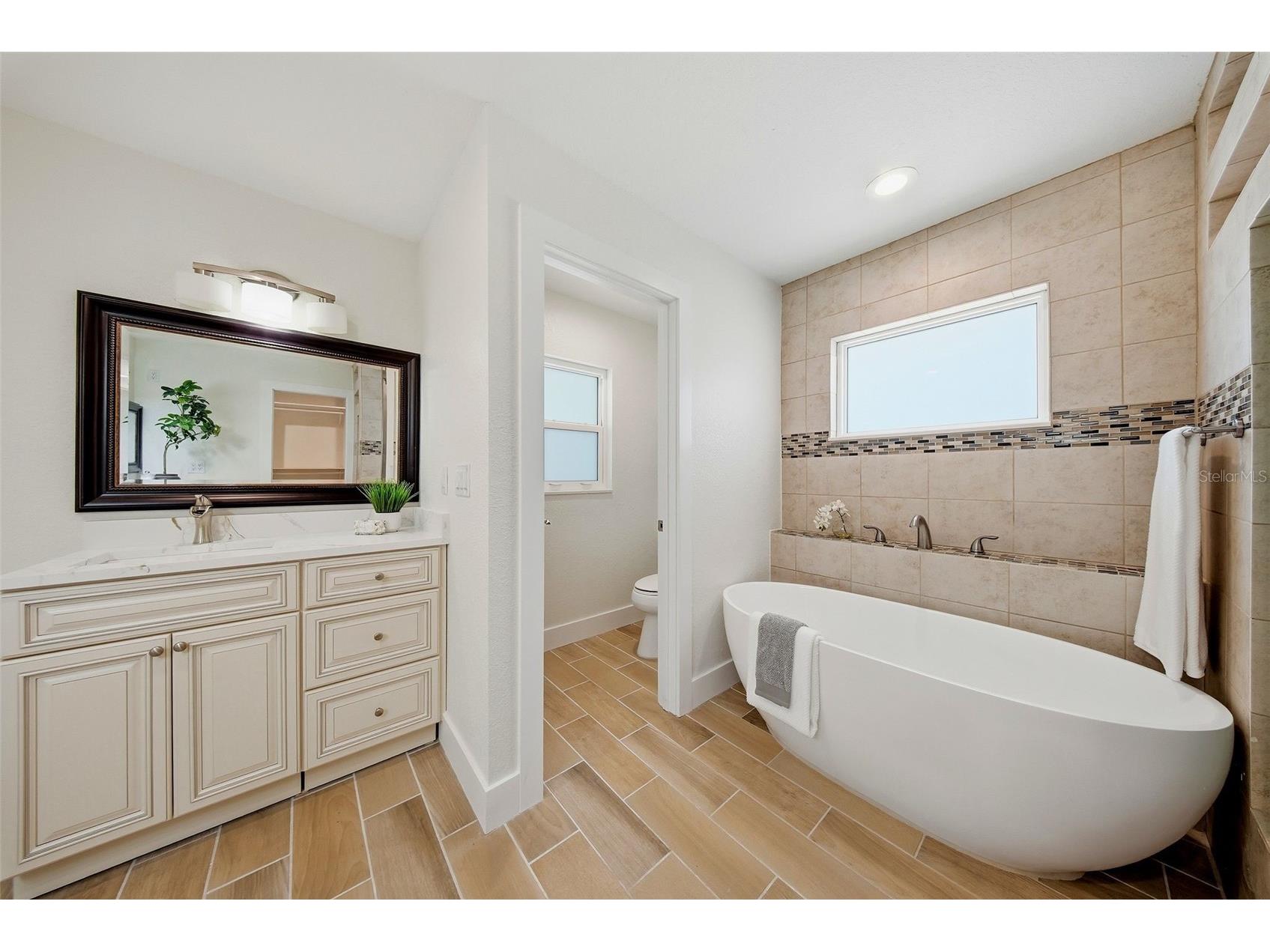 7039 Hibiscus Avenue S South Pasadena FL 33707 TB8520582 image29