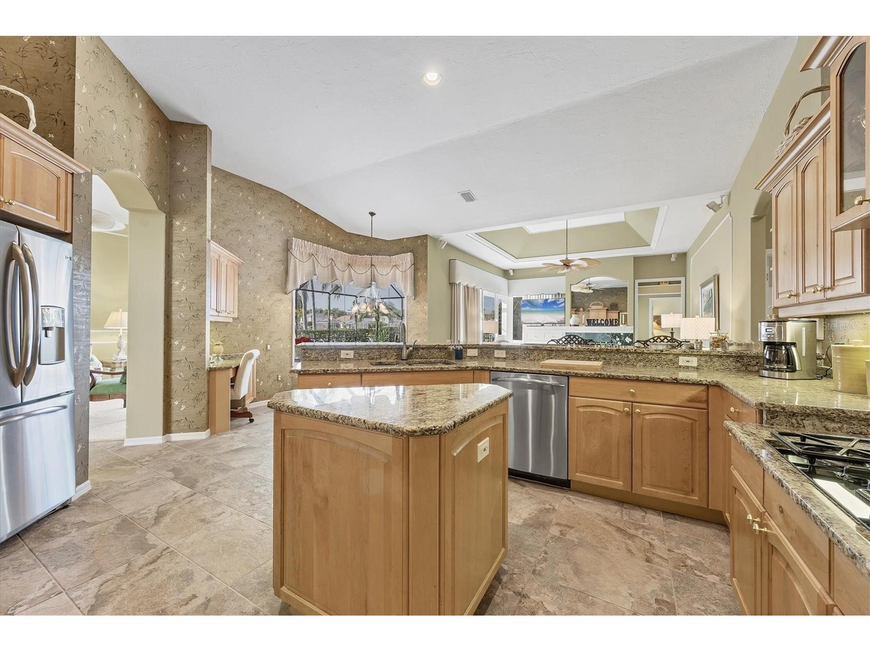 7039 Stanhope Place University Park FL 34201 A4693990 image21