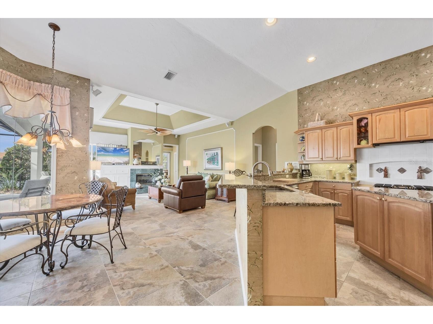 7039 Stanhope Place University Park FL 34201 A4693990 image22