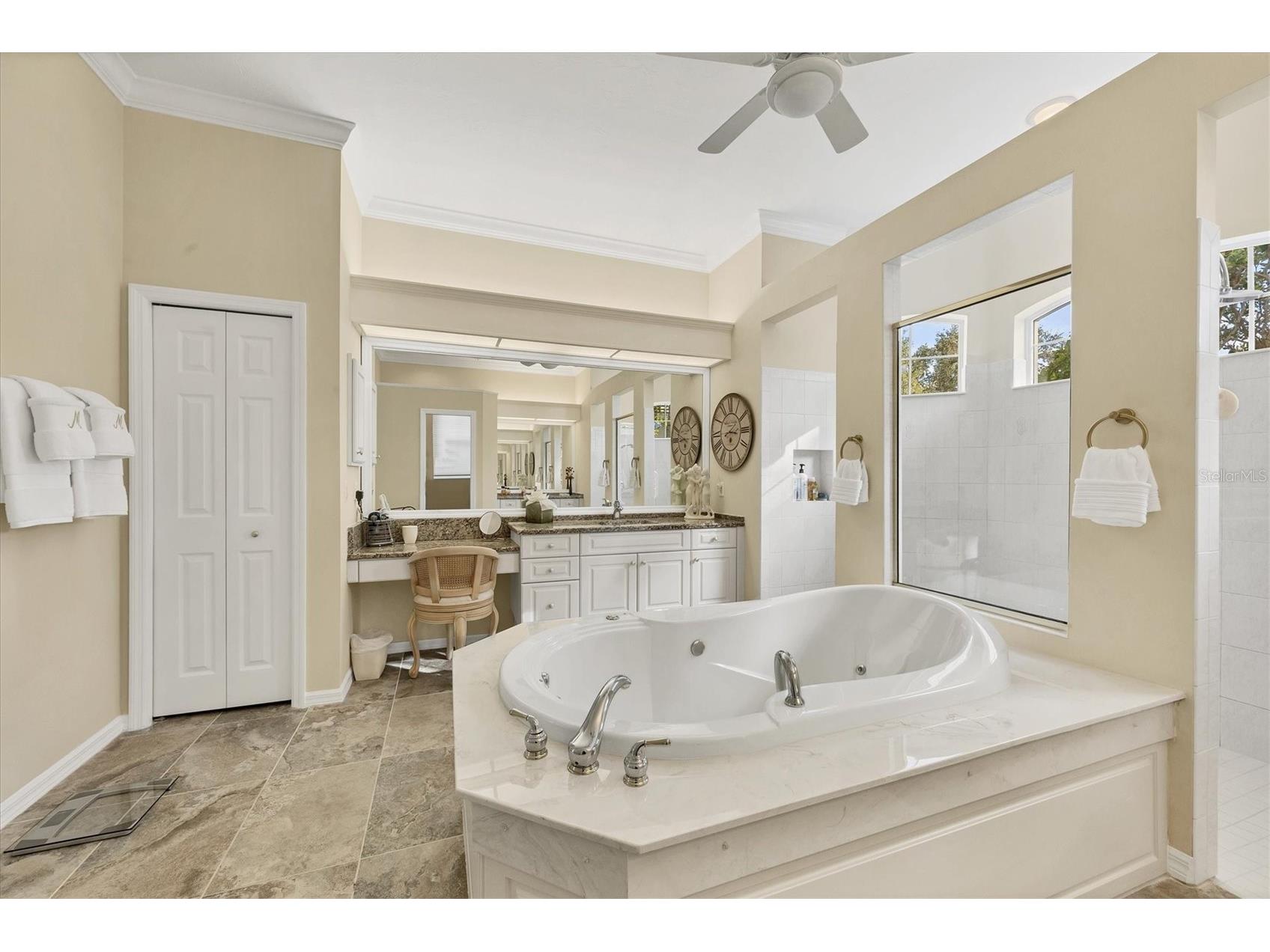 7039 Stanhope Place University Park FL 34201 A4693990 image32