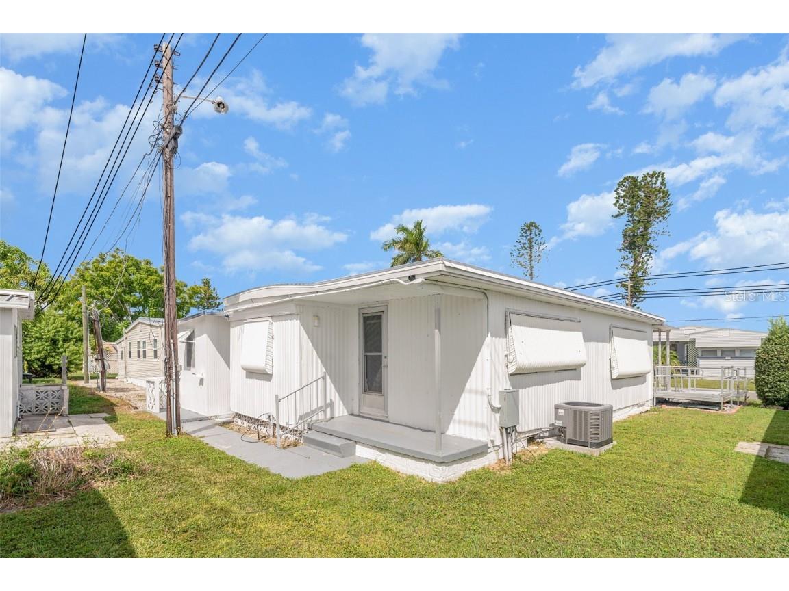 704 49th Avenue W Bradenton FL 34207 A4667115 image16