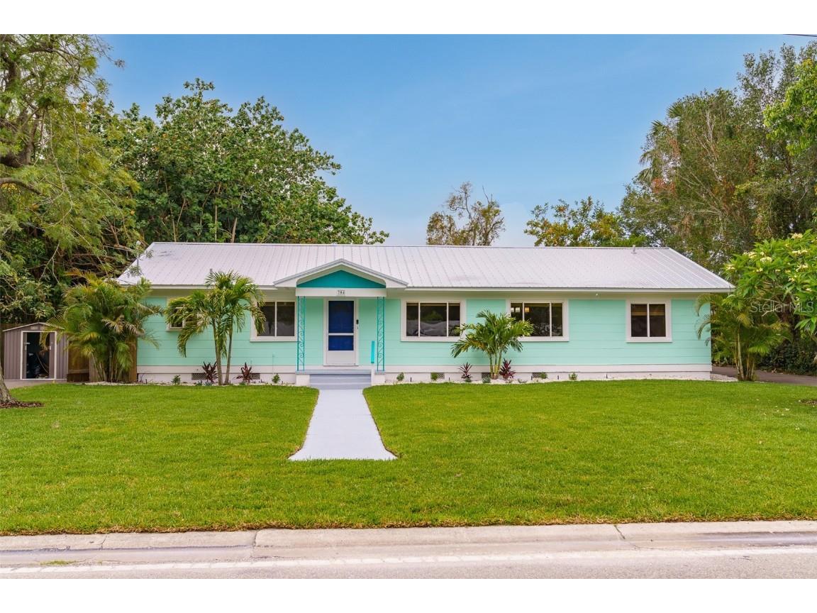 704 59th Street NW Bradenton FL 34209 A4574158 image1