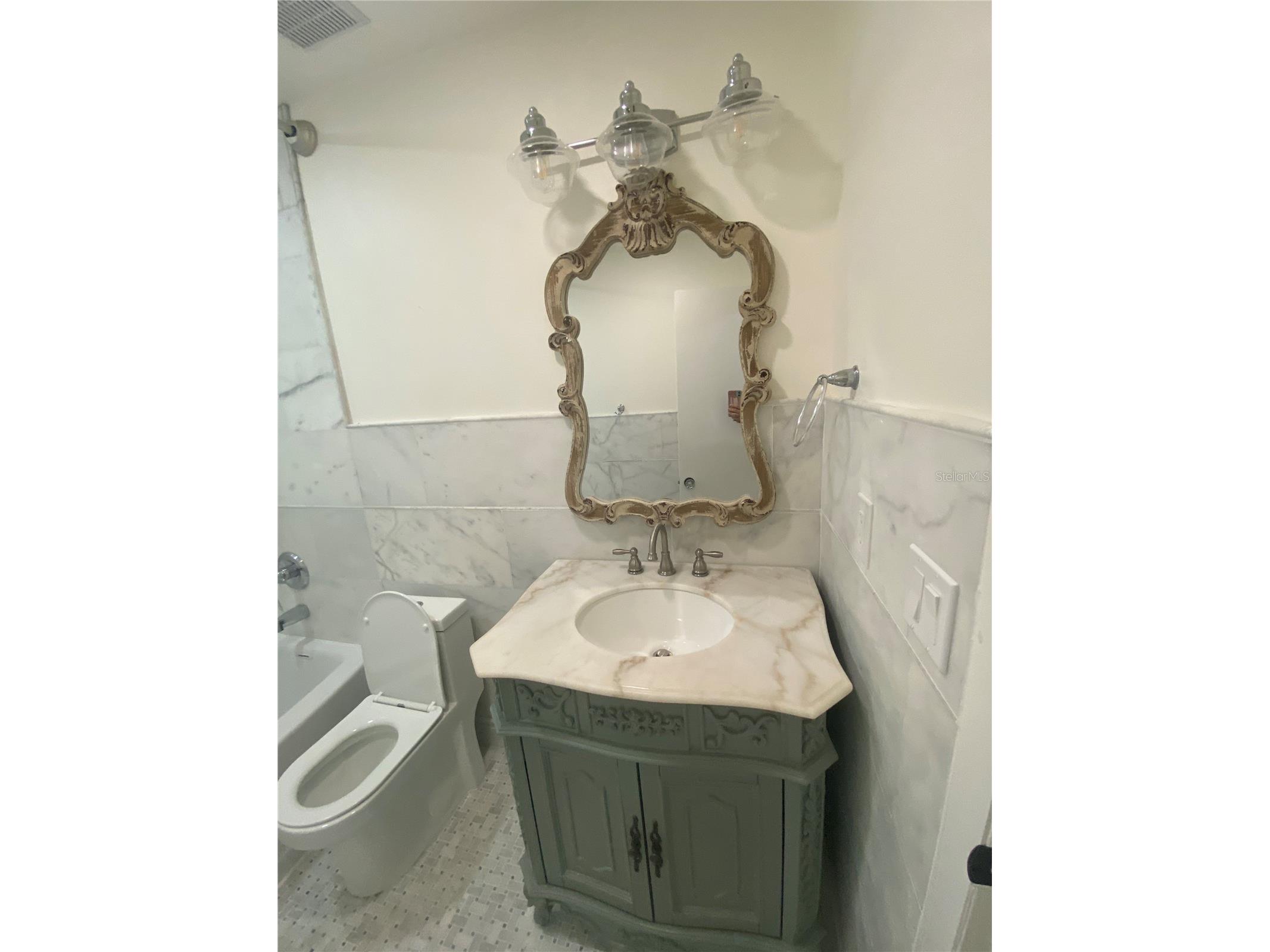 704 Angelina Lane #B Lakeland FL 33801 L4963396 image10