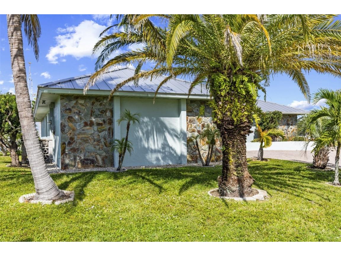 704 Bimini Lane Punta Gorda FL 33950 TB8446019 image29