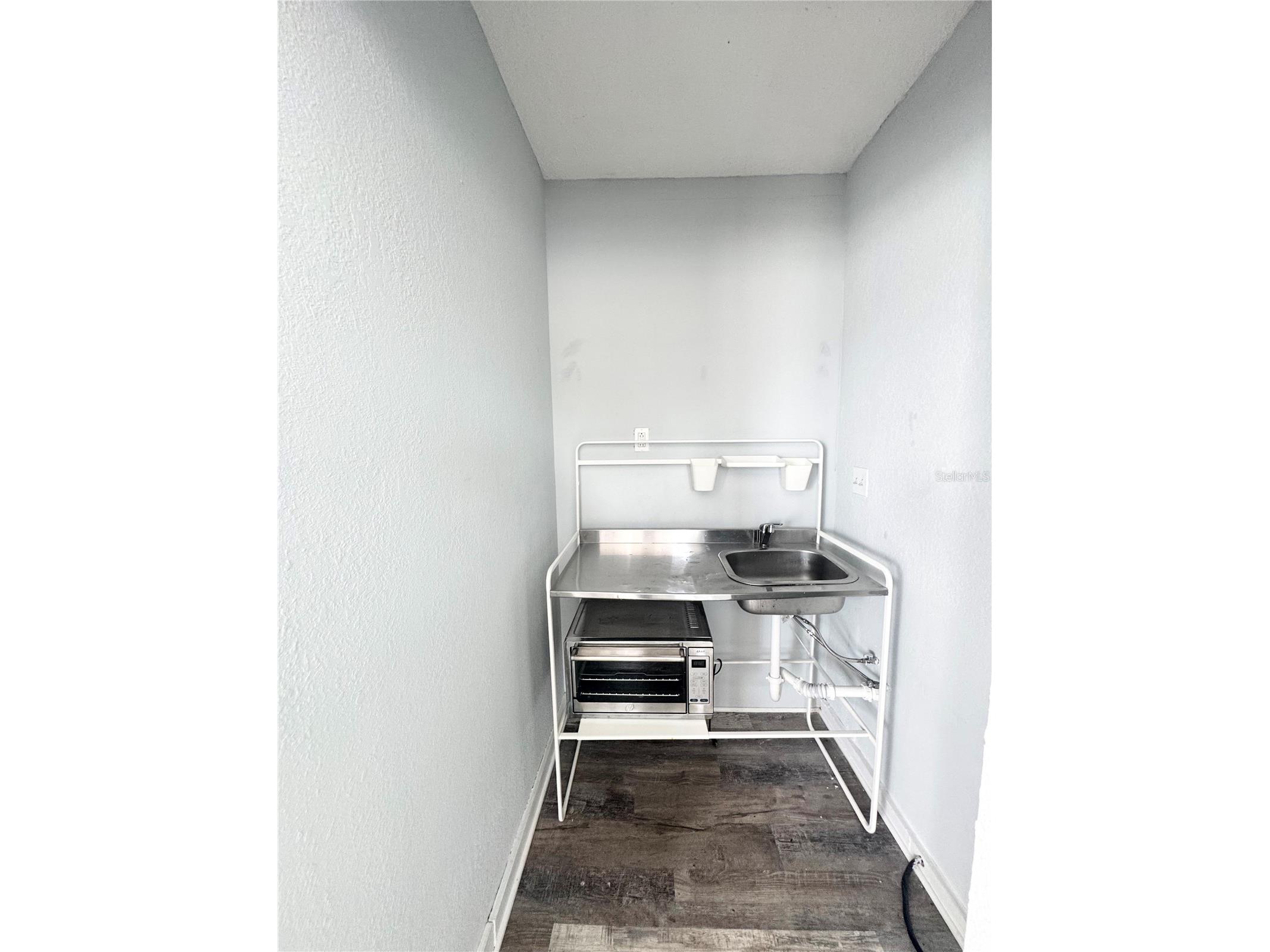 704 Cordova Drive #4 Orlando FL 32804 O6398604 image8