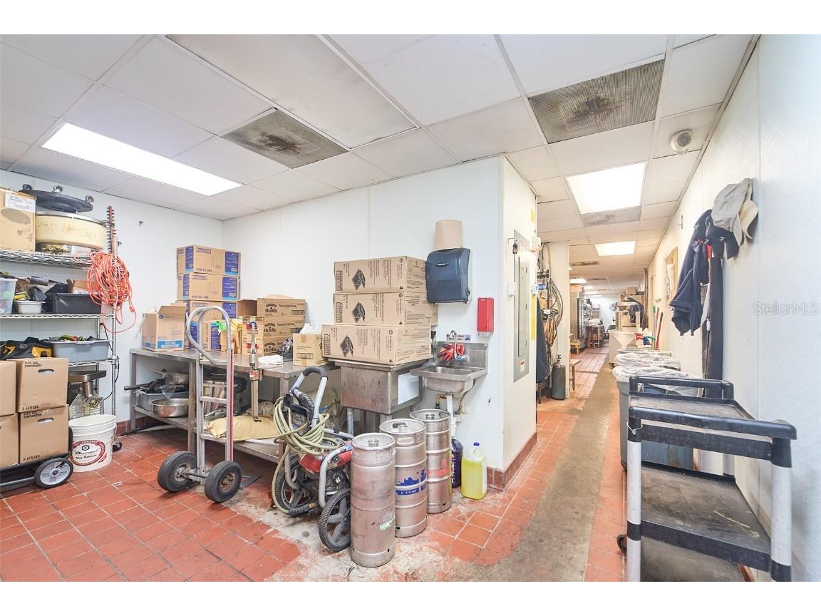 704 E Brandon Boulevard Brandon FL 33511 TB8453861 image33