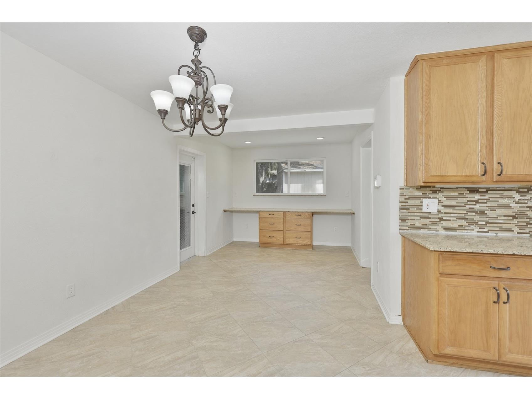 704 E River Drive Tampa FL 33617 TB8528284 image11