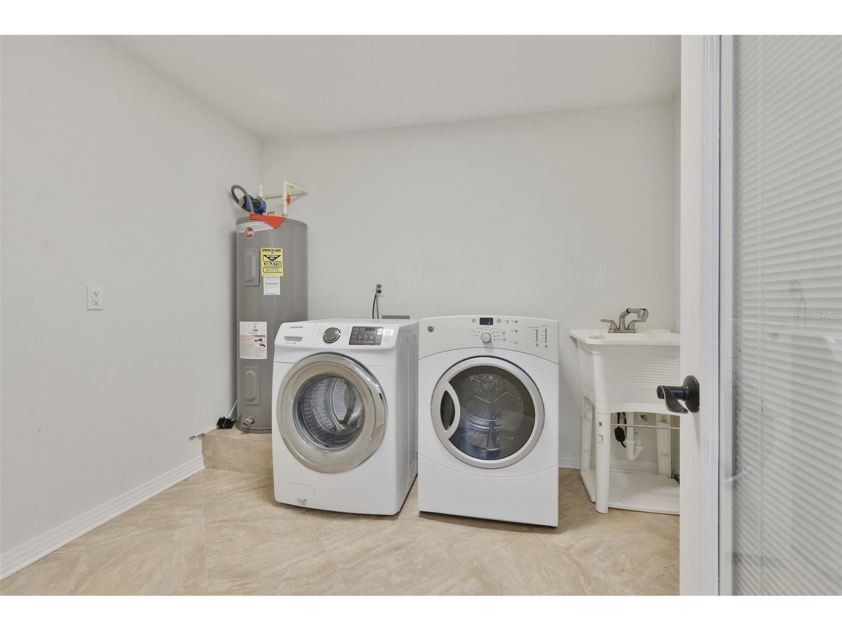 704 E River Drive Tampa FL 33617 TB8528284 image16