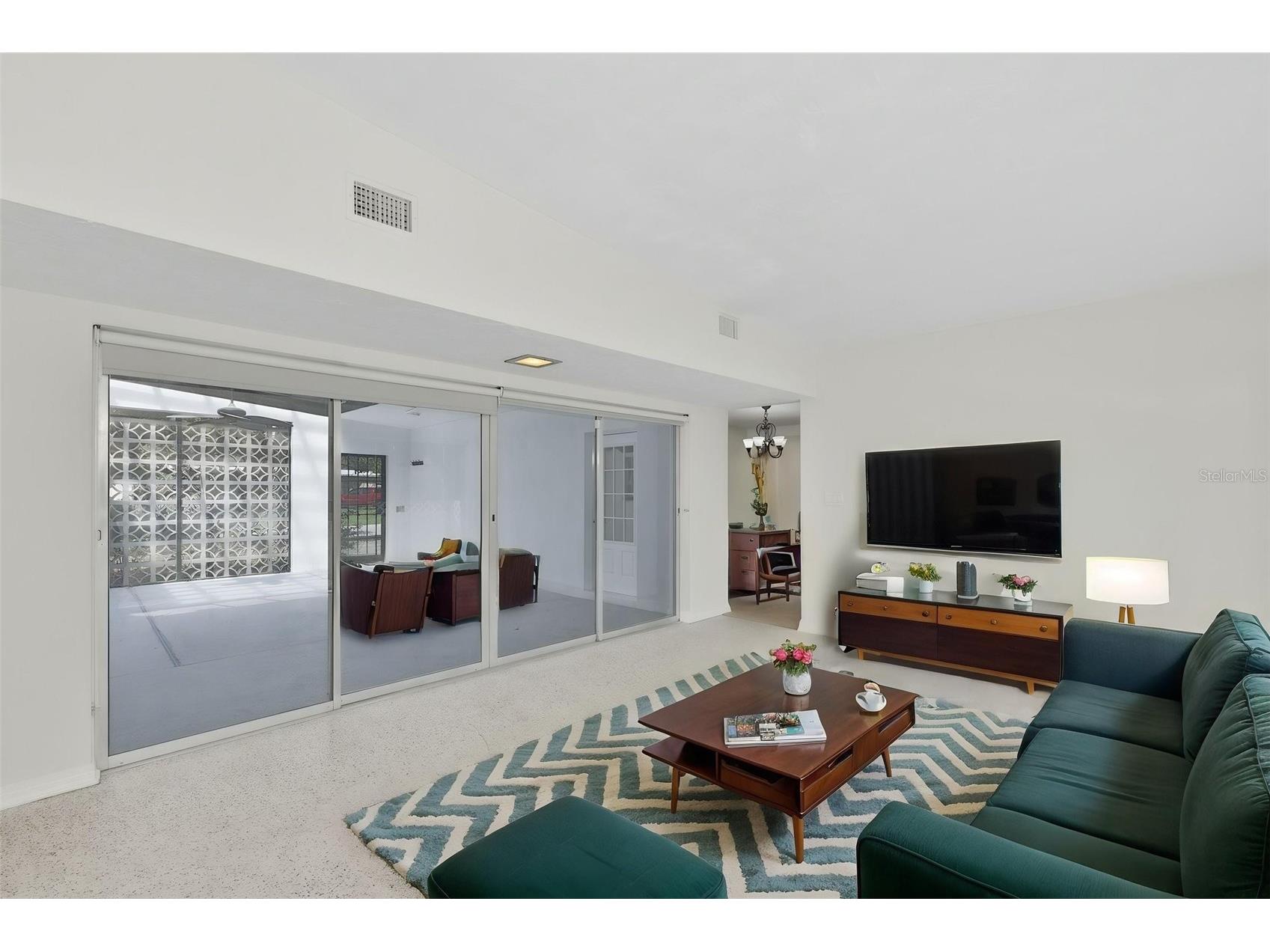 704 E River Drive Tampa FL 33617 TB8528284 image17
