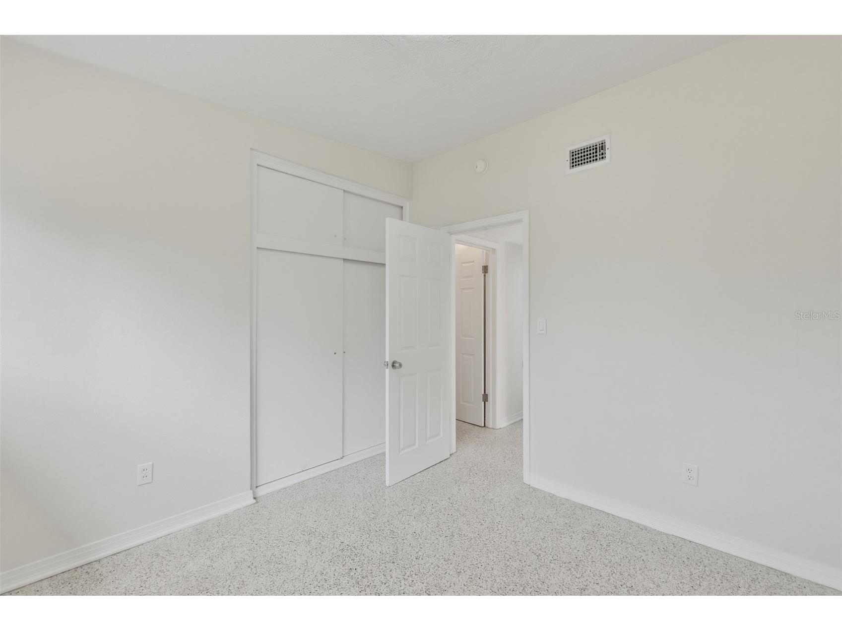 704 E River Drive Tampa FL 33617 TB8528284 image29
