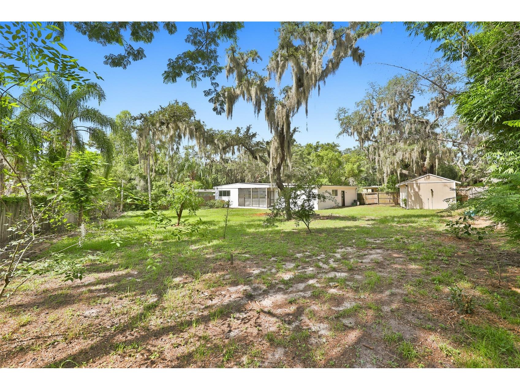 704 E River Drive Tampa FL 33617 TB8528284 image39