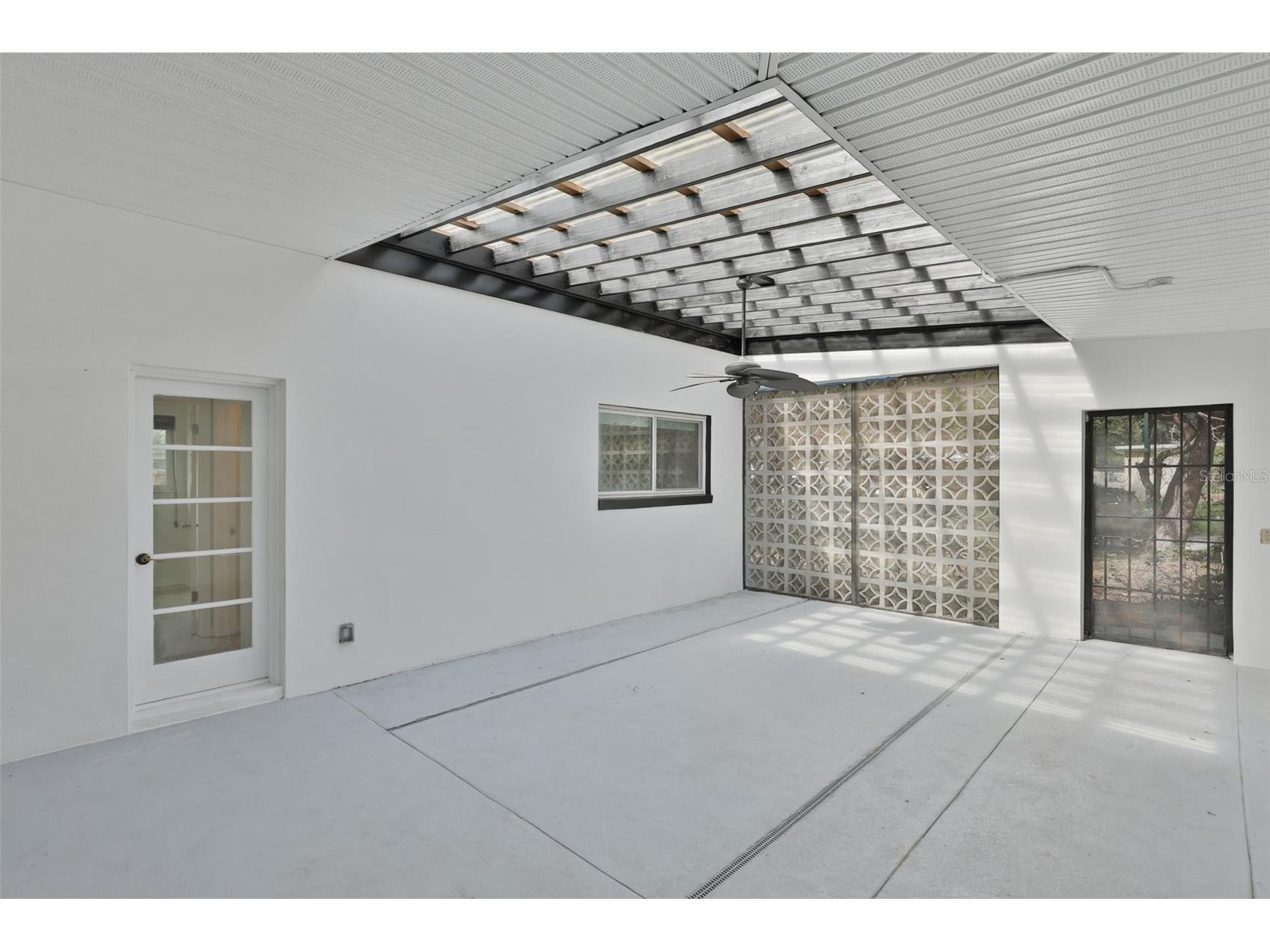 704 E River Drive Tampa FL 33617 TB8528284 image9