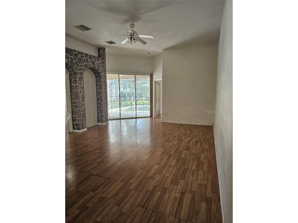 704 Eola Way Haines City FL 33844 P4936987 image2