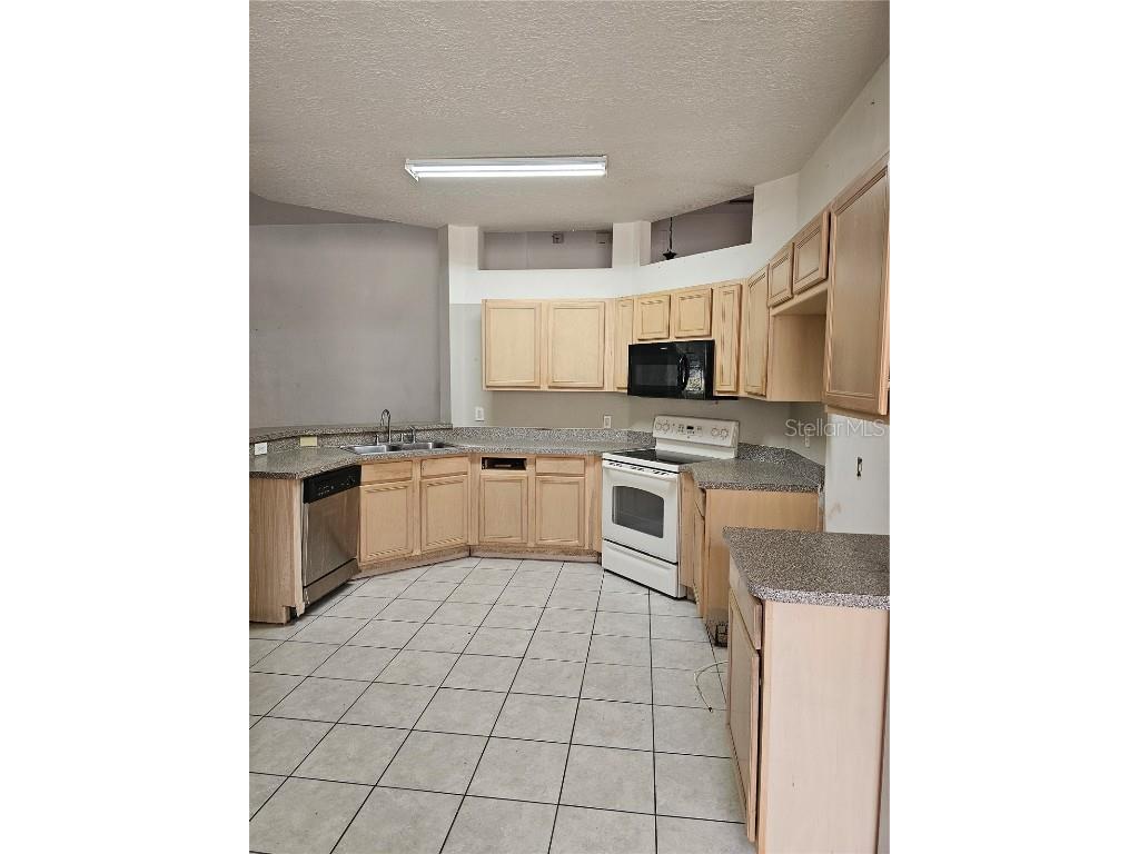 704 Eola Way Haines City FL 33844 P4936987 image5