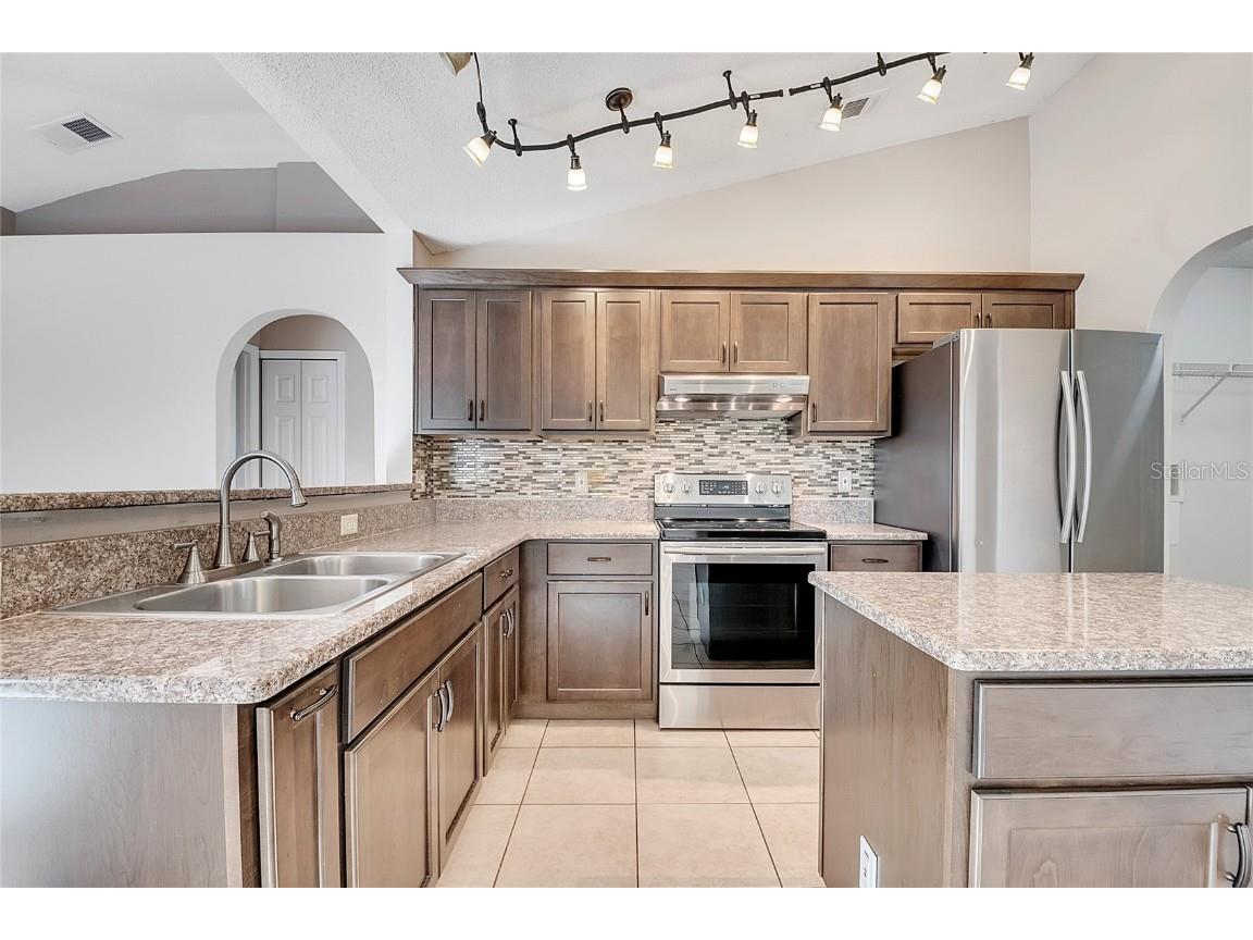 704 Fisher Drive Kissimmee FL 34759 S5135398 image16