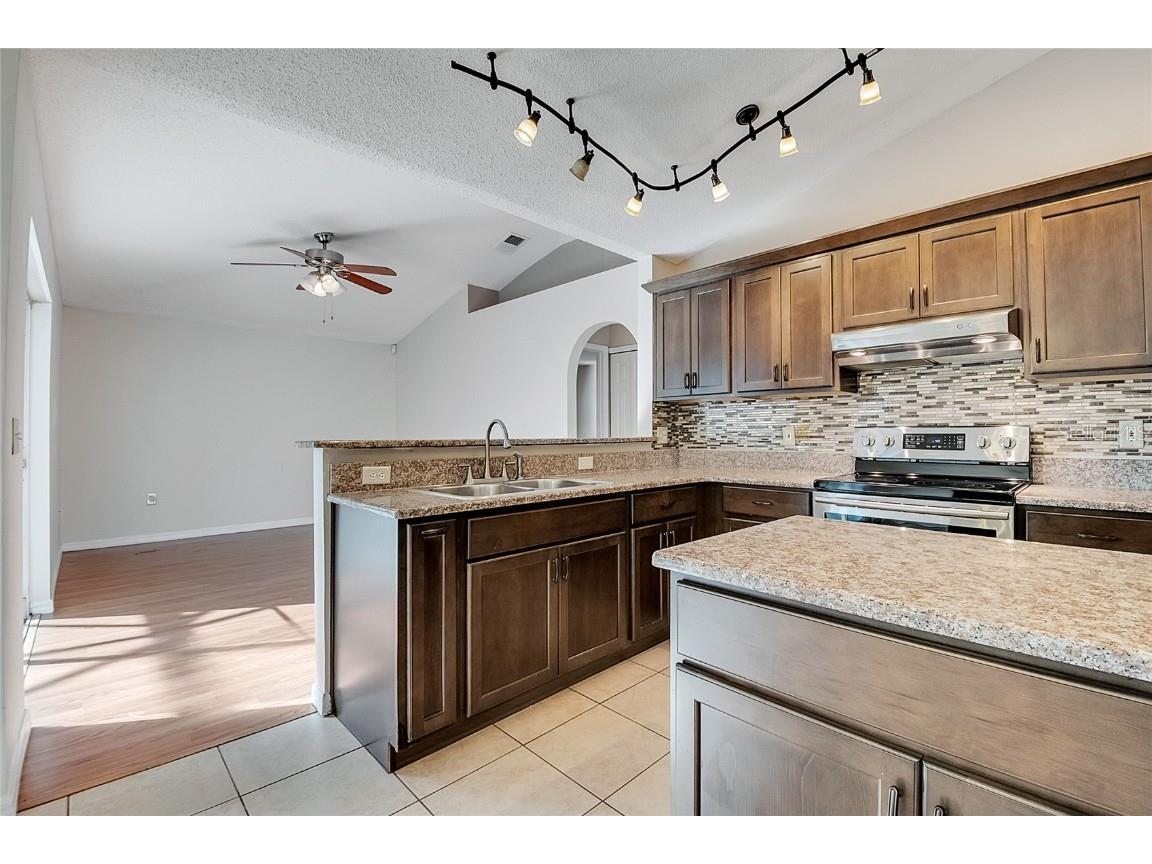 704 Fisher Drive Kissimmee FL 34759 S5135398 image20