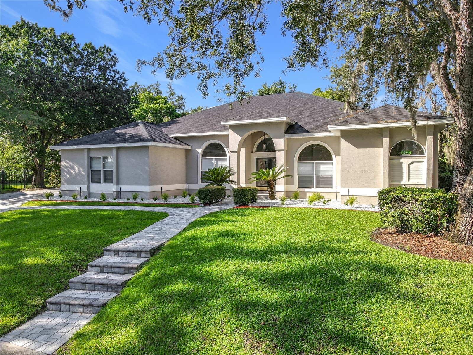704 Forest View Court Winter Springs FL 32708 O6321481 image1