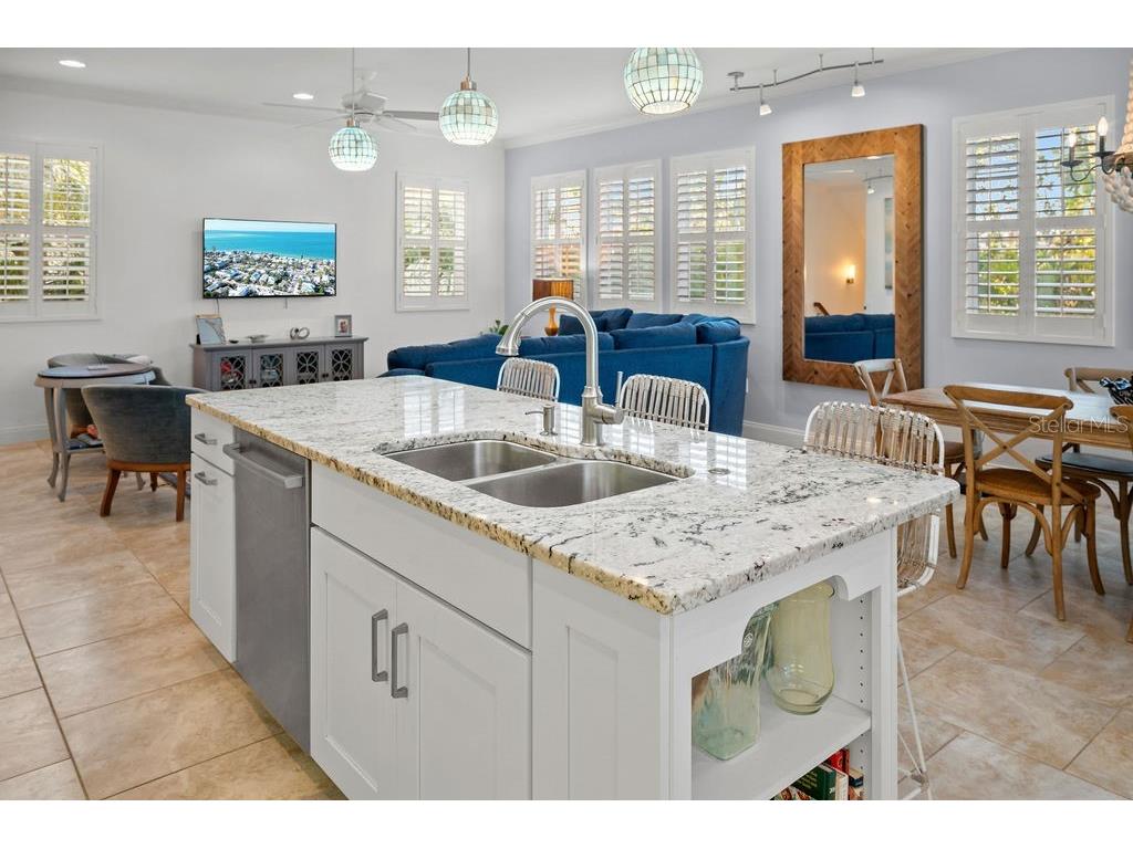 704 Gladiolus Street Anna Maria FL 34216 A4653068 image10