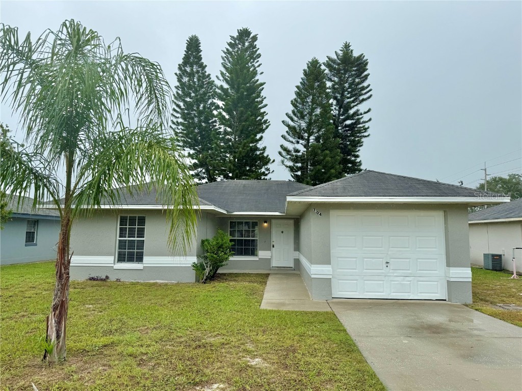 704 Hemenway Drive E Winter Haven FL 33881 P4928078 image1