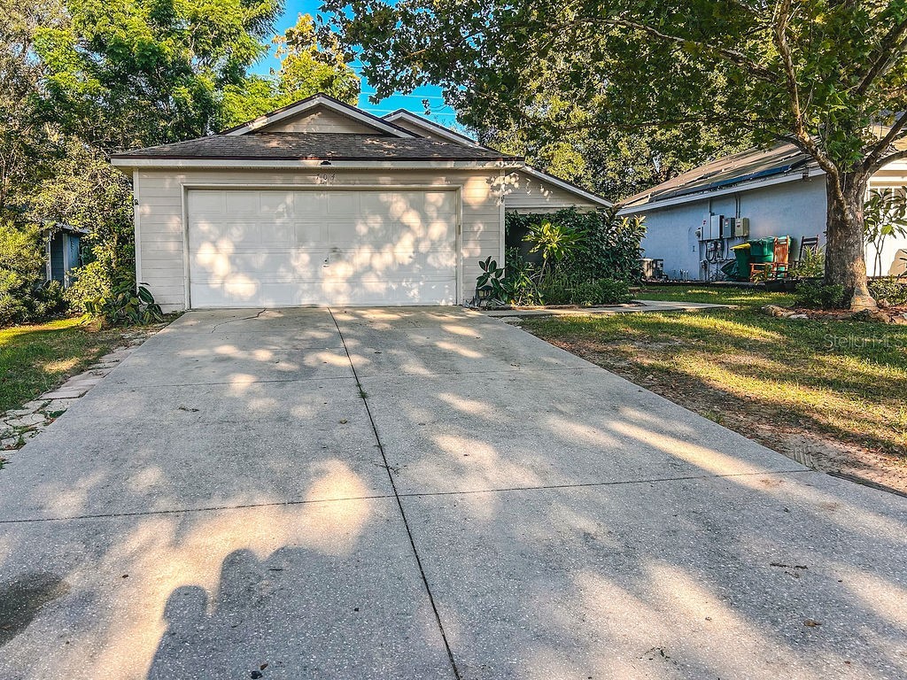 704 Kenmoore Court Eustis FL 32726 G5100236 image1