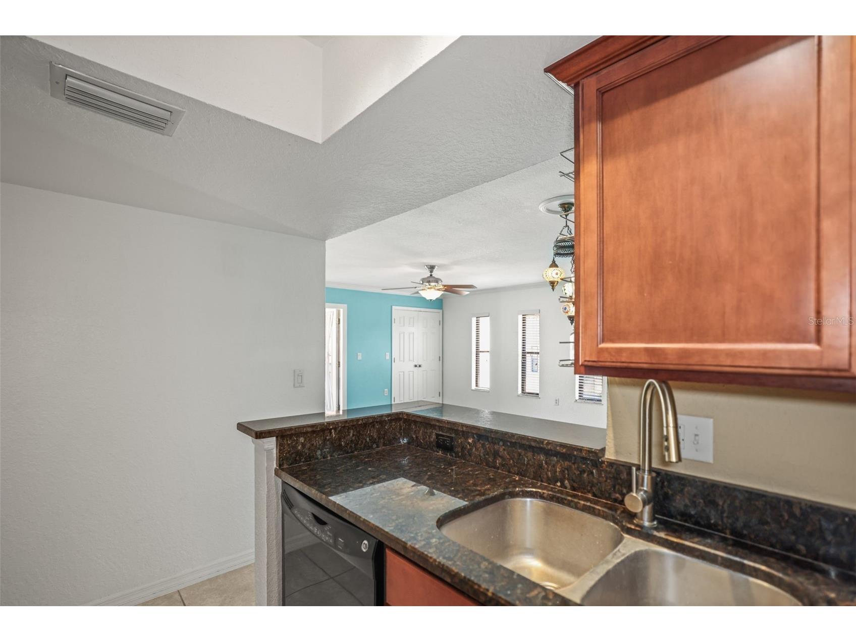 704 Lyndhurst Street #624 Dunedin FL 34698 TB8476462 image4