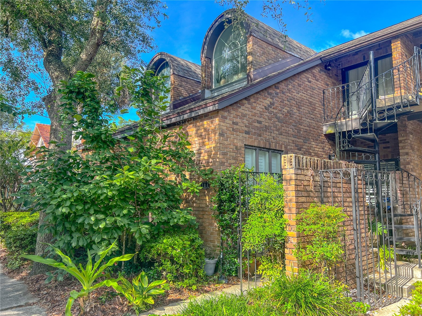 704 NE 1st Street #B Gainesville FL 32601 GC540853 image1