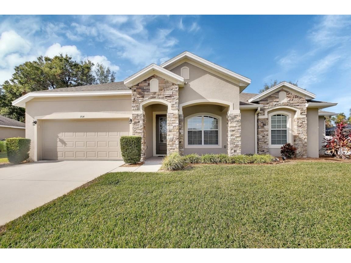 704 Ostrich Fern Lane Deland FL 32720 V4939887 image1