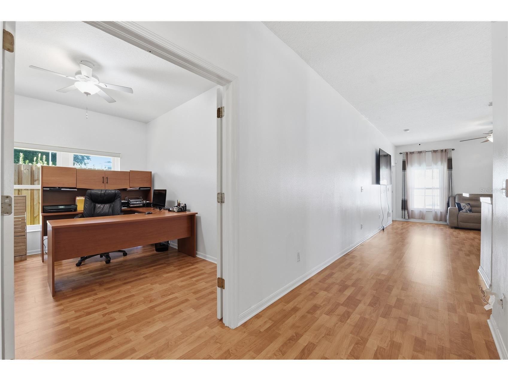 704 Parsons Pointe St Seffner FL 33584 TB8522048 image19