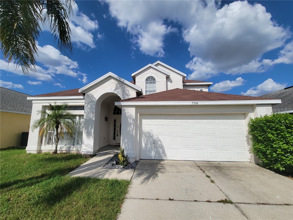 704 Riggs Circle Davenport FL 33897 - LAKE DAVENPORT O6134938 image1