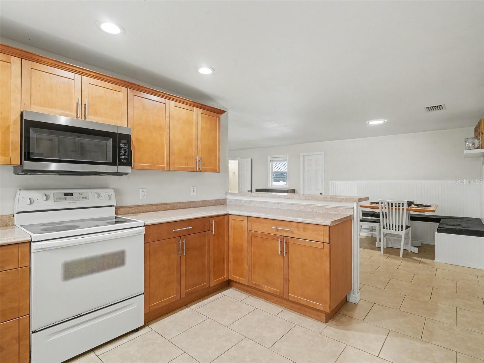 704 S Lockwood Ridge Road Sarasota FL 34237 A4690645 image19