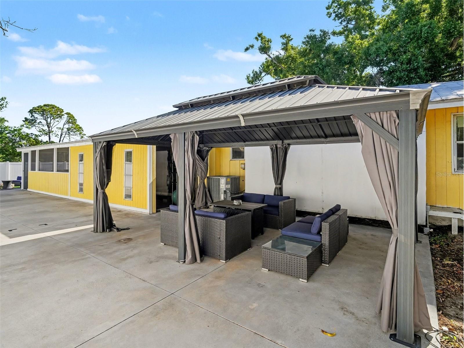 704 S Lockwood Ridge Road Sarasota FL 34237 A4690645 image39
