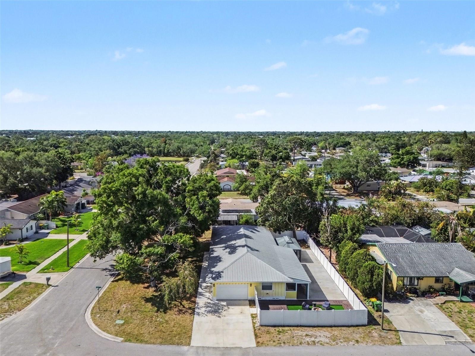 704 S Lockwood Ridge Road Sarasota FL 34237 A4690645 image46