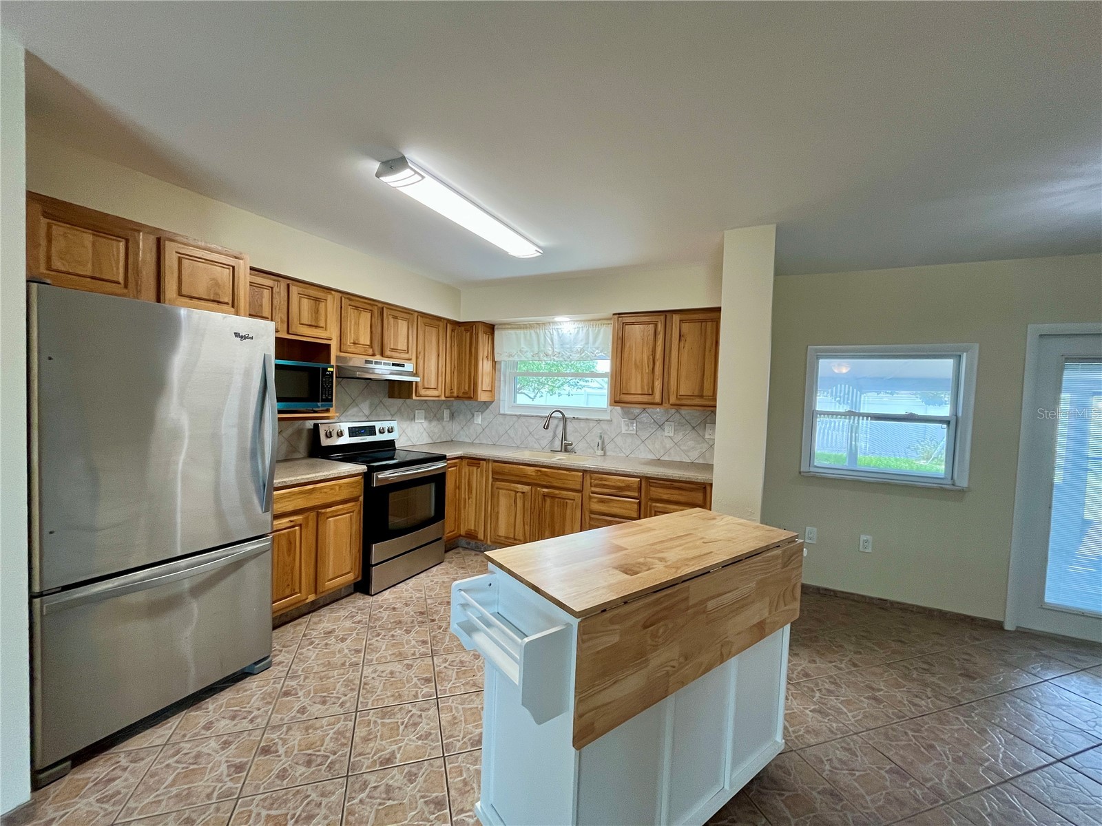 704 Torrey Pines Avenue Sun City Center FL 33573 TB8515296 image4