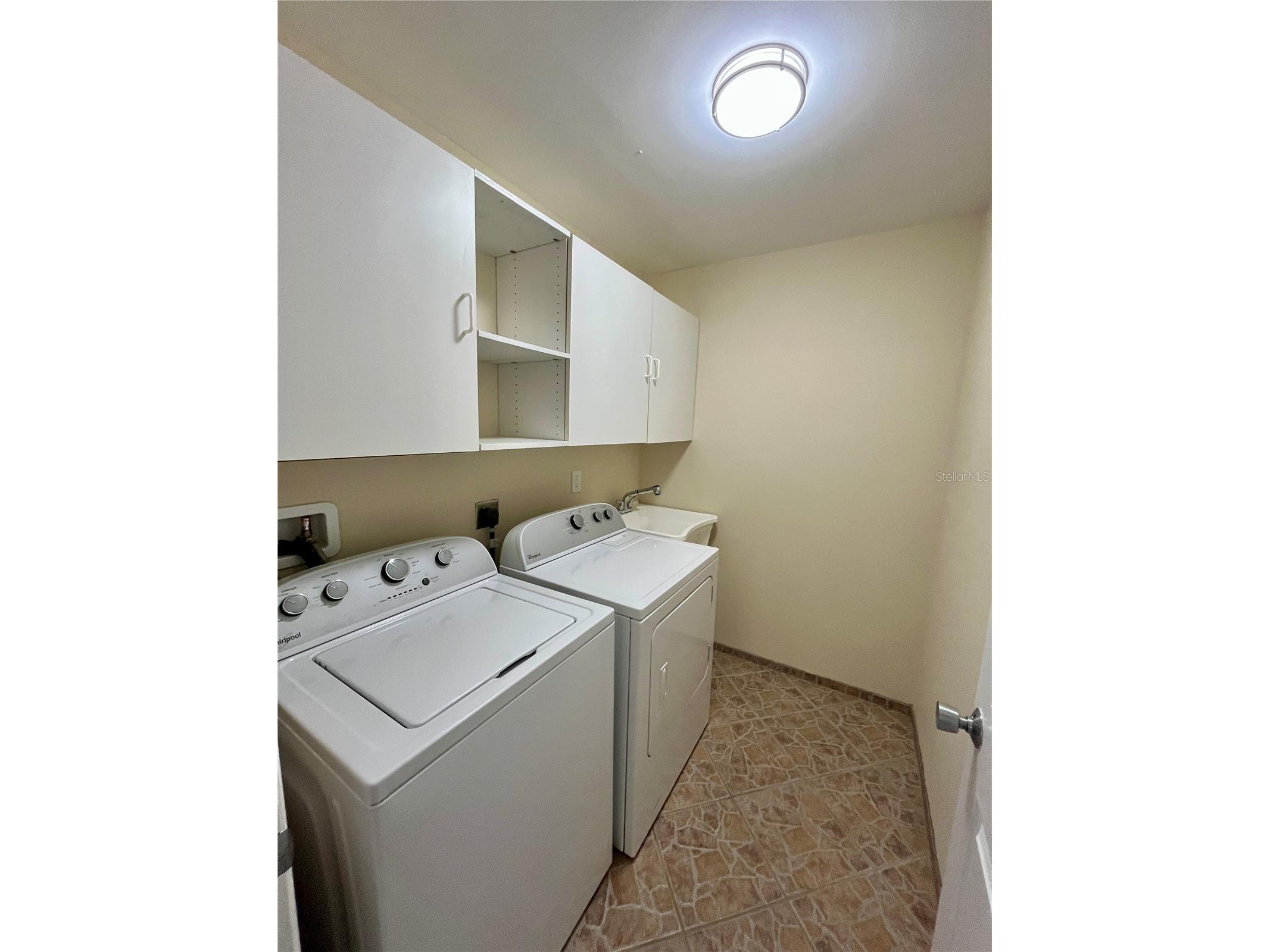 704 Torrey Pines Avenue Sun City Center FL 33573 TB8515296 image6