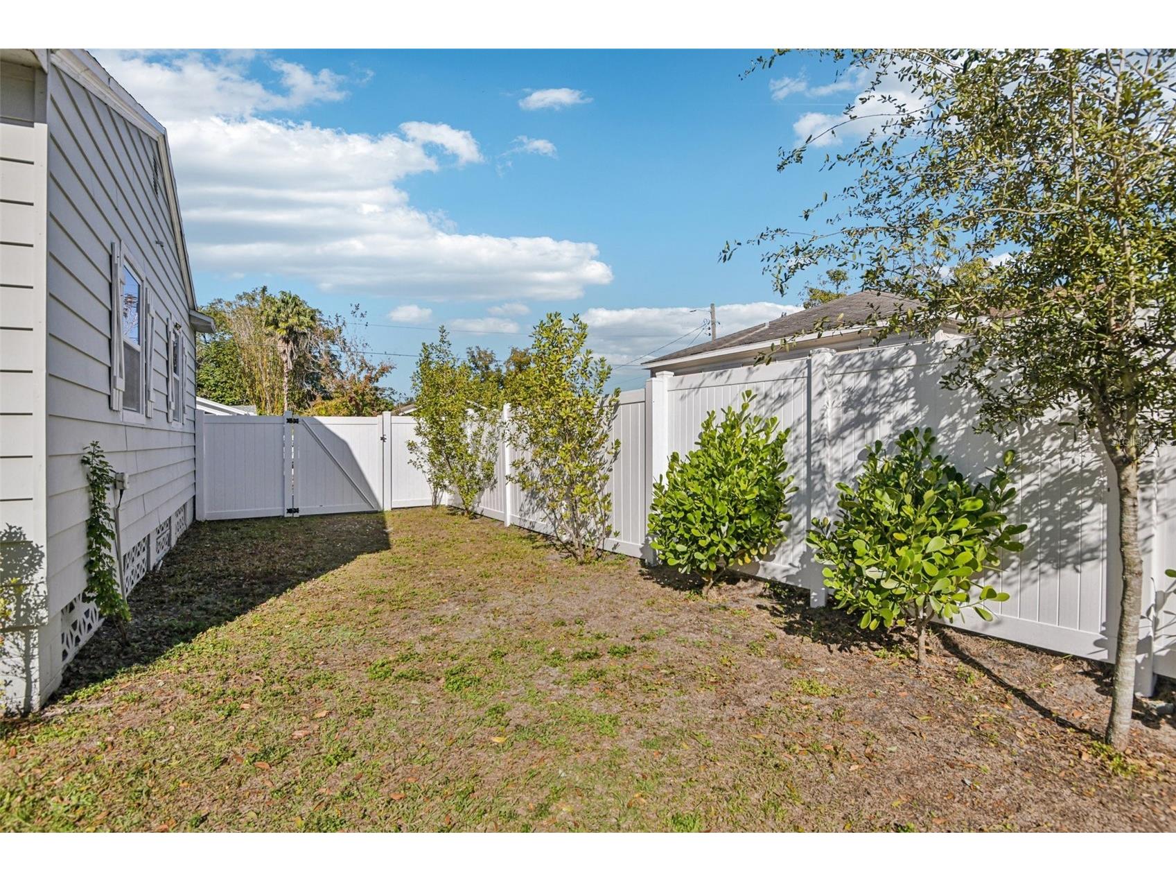 704 W Fribley Street Tampa FL 33603 TB8457635 image22